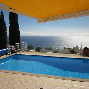 Villa Hansen In Garajau - Cristo Rei, Caniço